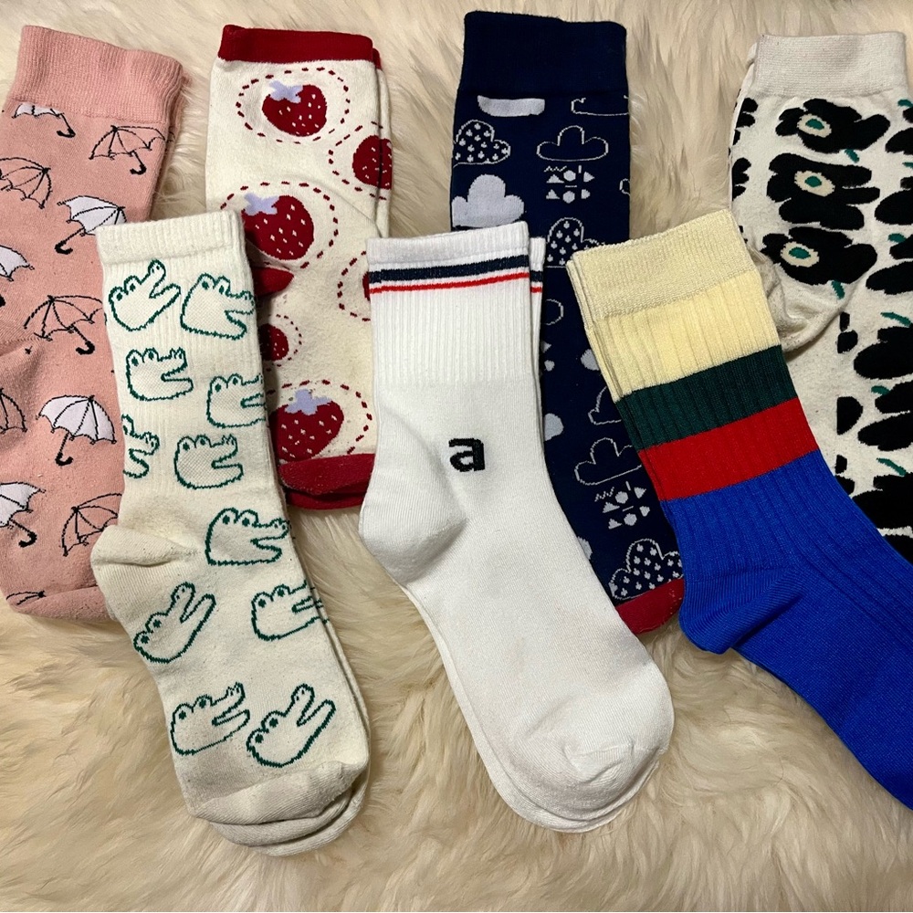 Women’s novelty pack of crew socks